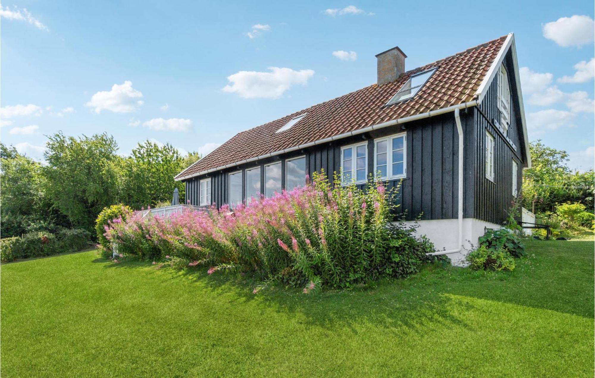 Lovely Home In Svaneke With House Sea View Bagian luar foto